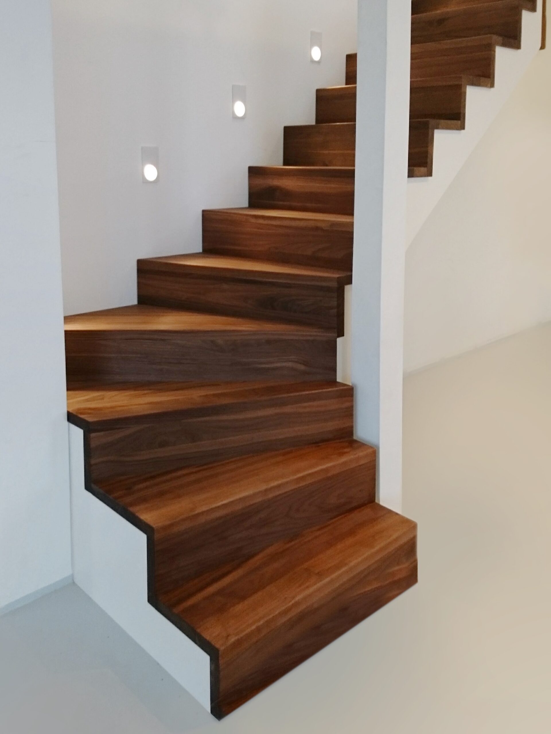 Slide 2 - Trappemanden